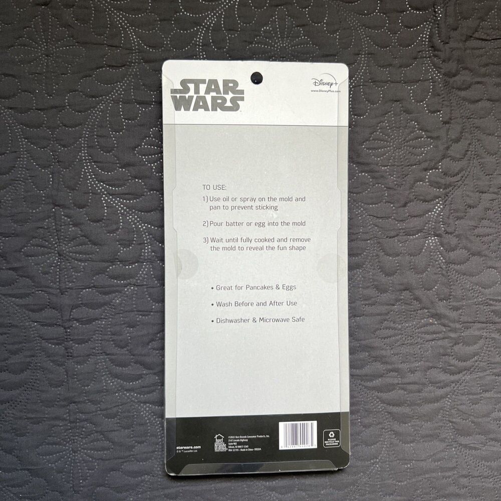 Star Wars - The Mandalorian Themed Silicone Breakfast Molds | 2 Molds | NEW Home - Picture 2 of 9